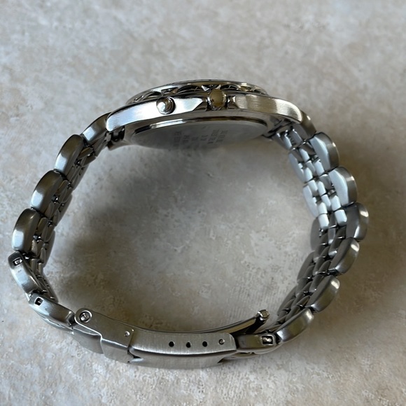 Armitron men battery water resistant 165ft stainless steel DT - Picture 5 of 9